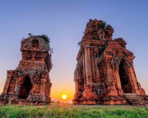 Thuyết minh Tháp Đôi Quy Nhơn